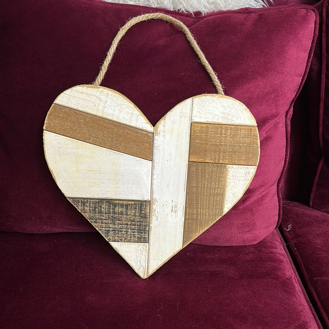Wood wall decor- small heart