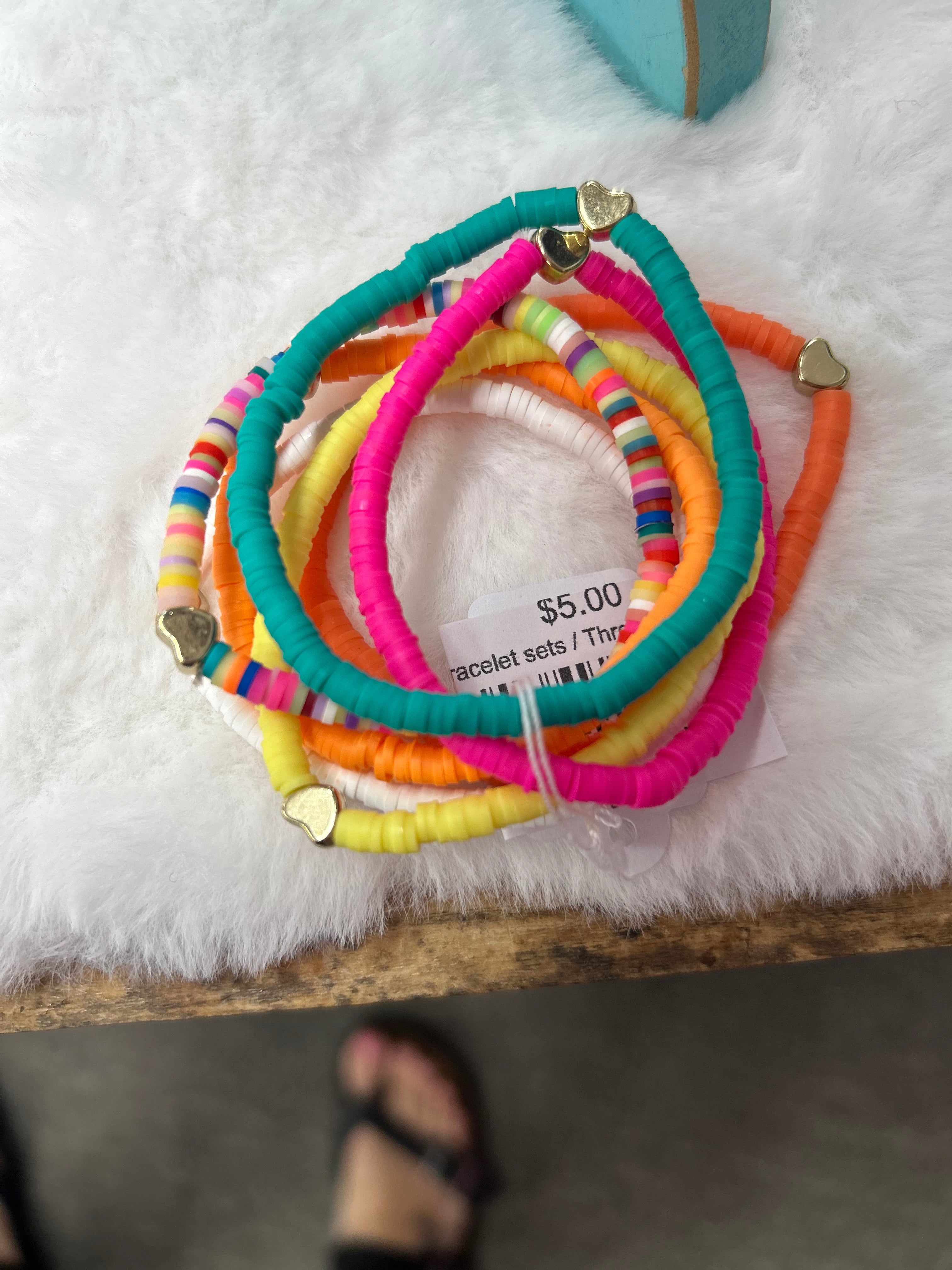 Colorful bracelet sets
