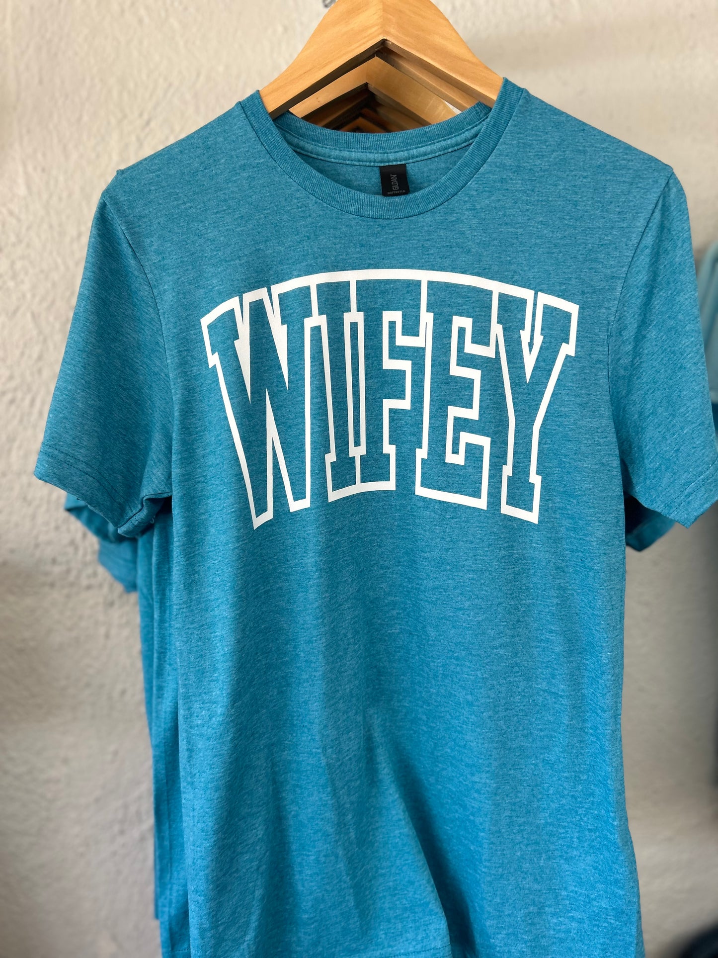 Wifey tee