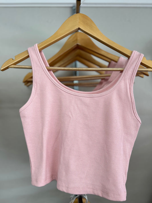 Solid color crop tank top