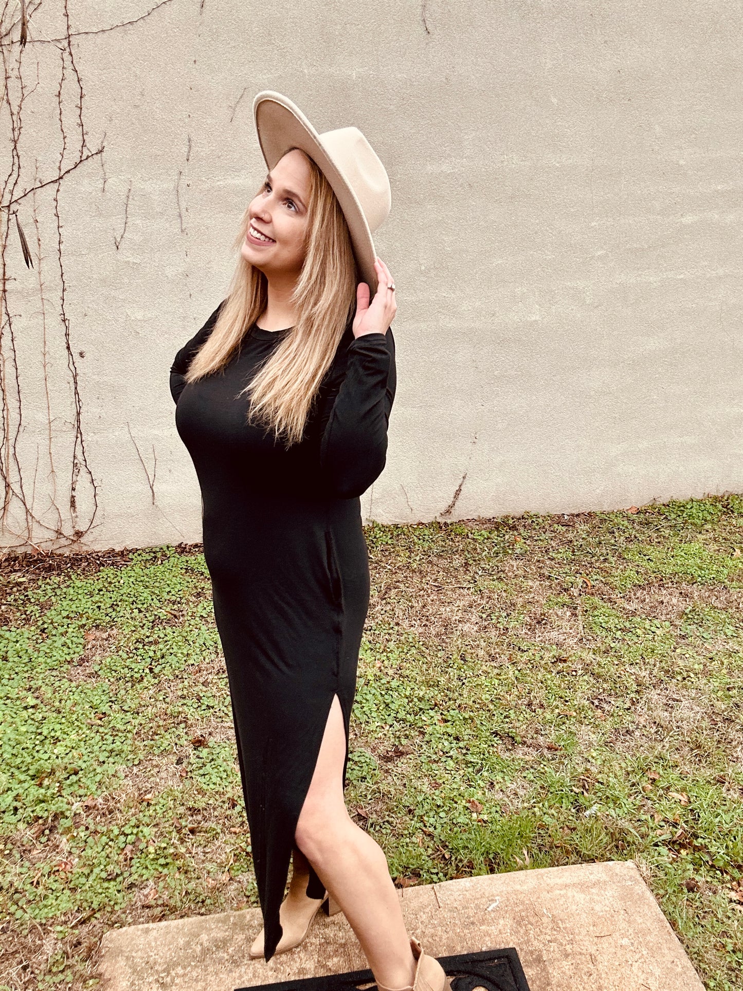 Split thigh black long dress