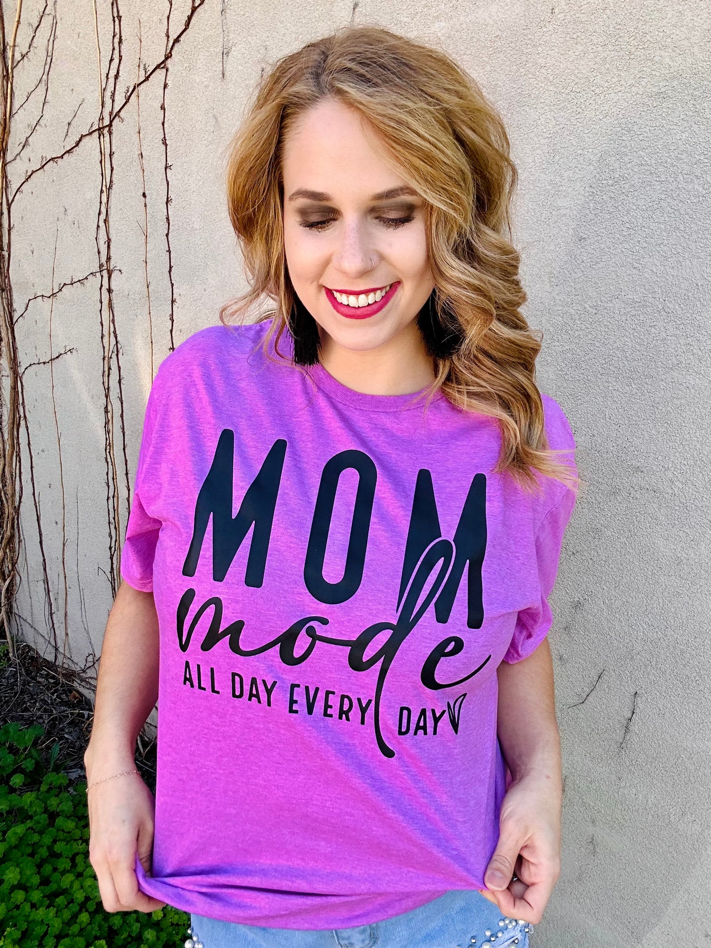 Mom mode all day everyday tee