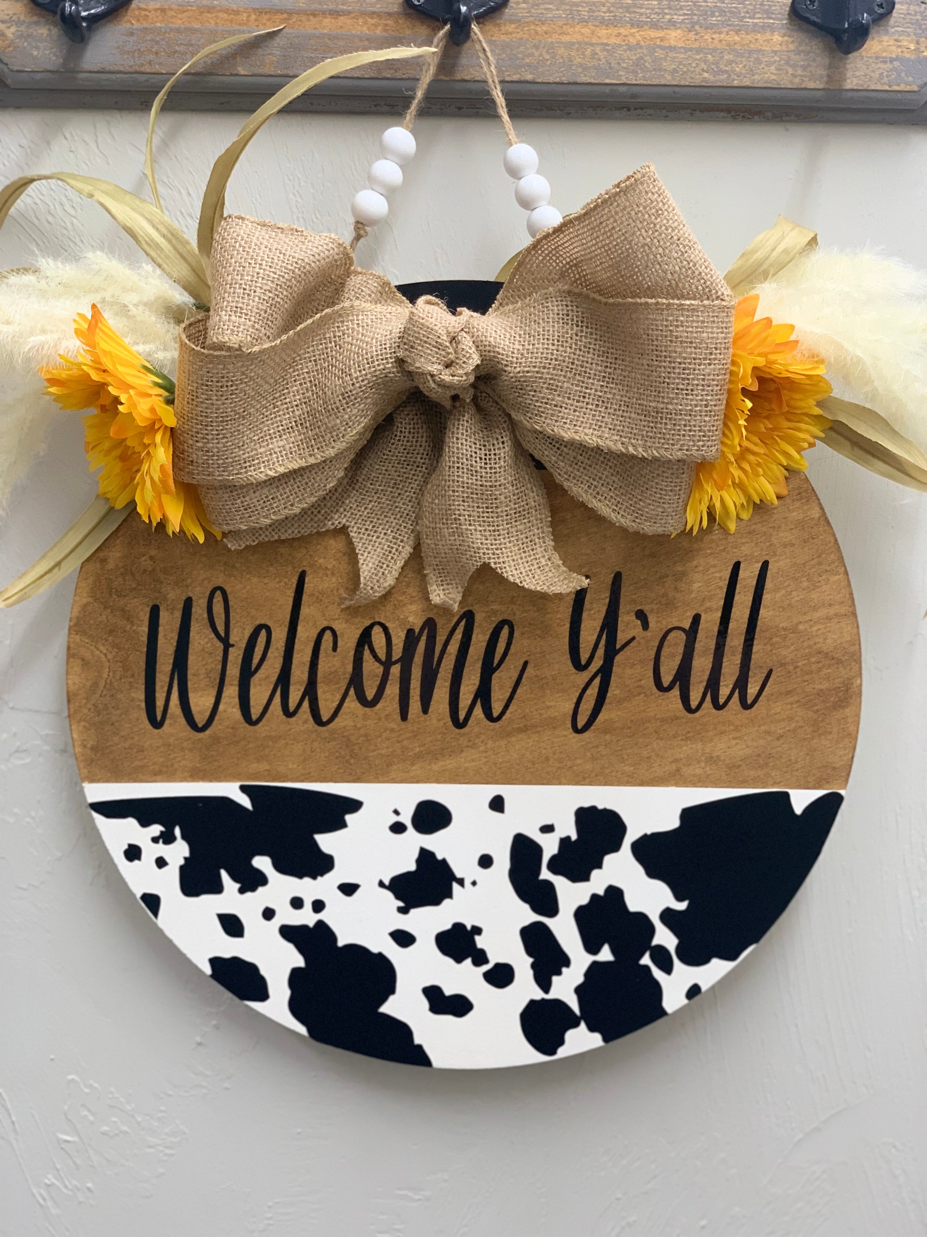 Welcome y’all round sign