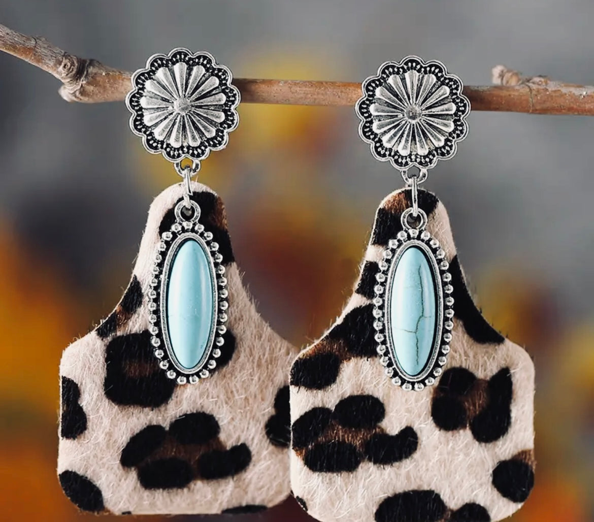 Leapard earrings