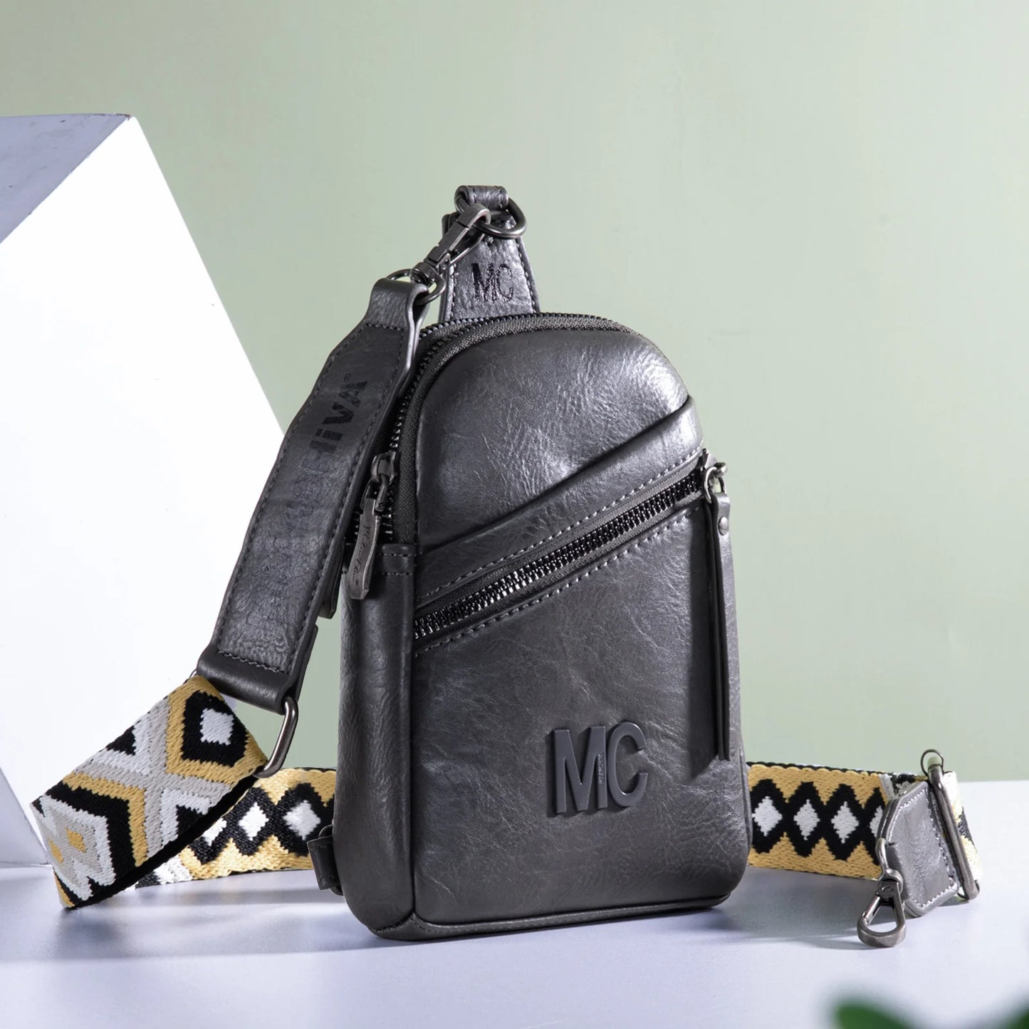 Milan Chiva Sling Bag