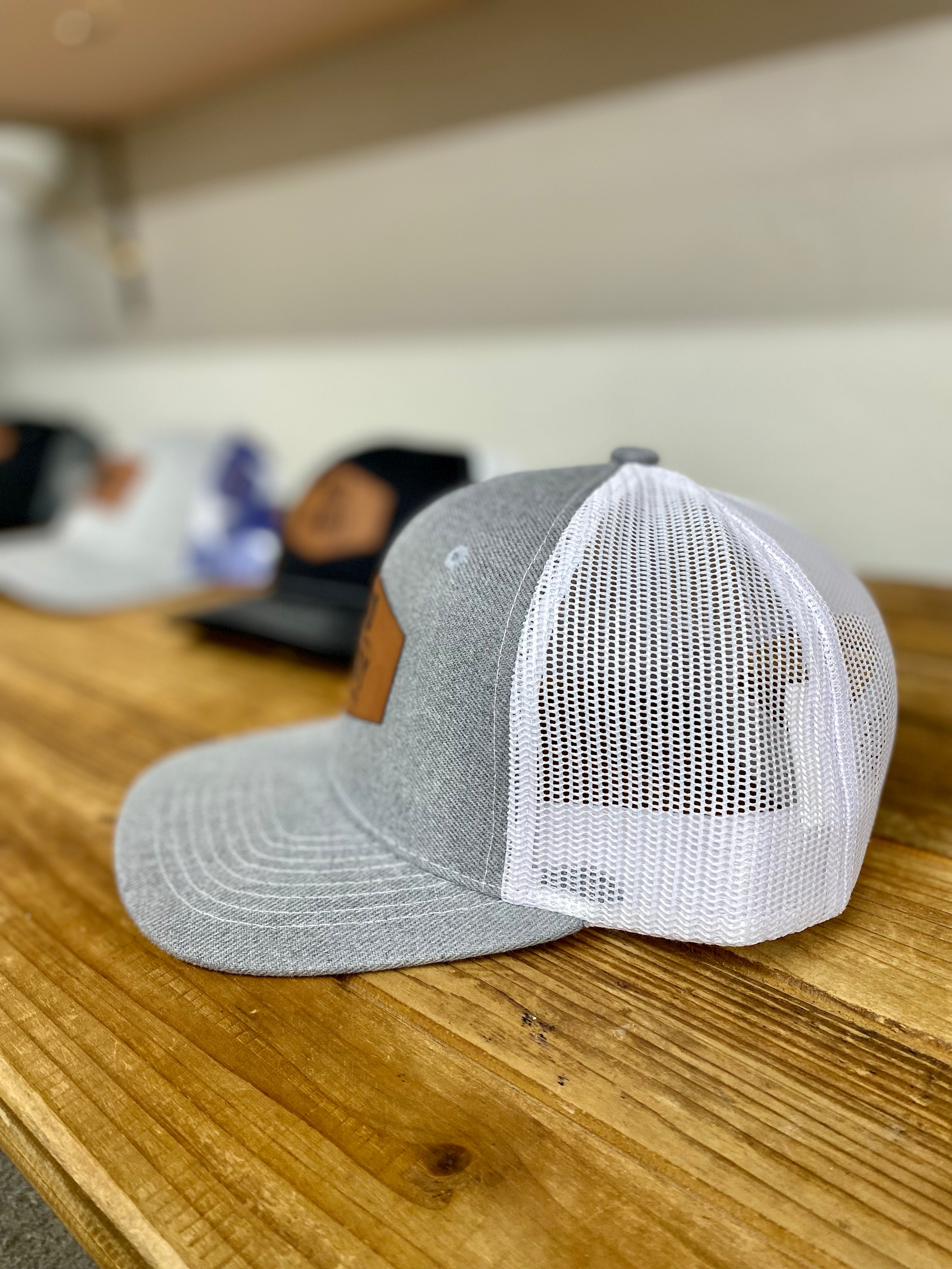 Men’s leather patch hats